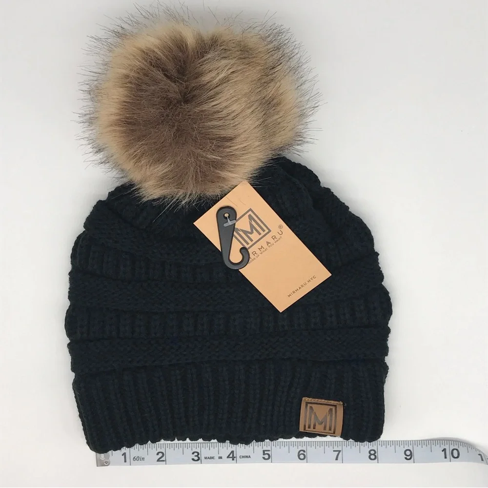 Mirmaru Knit Hat Faux Fur PomPom NWT  Black & Brown PomPom - Picture 7 of 10